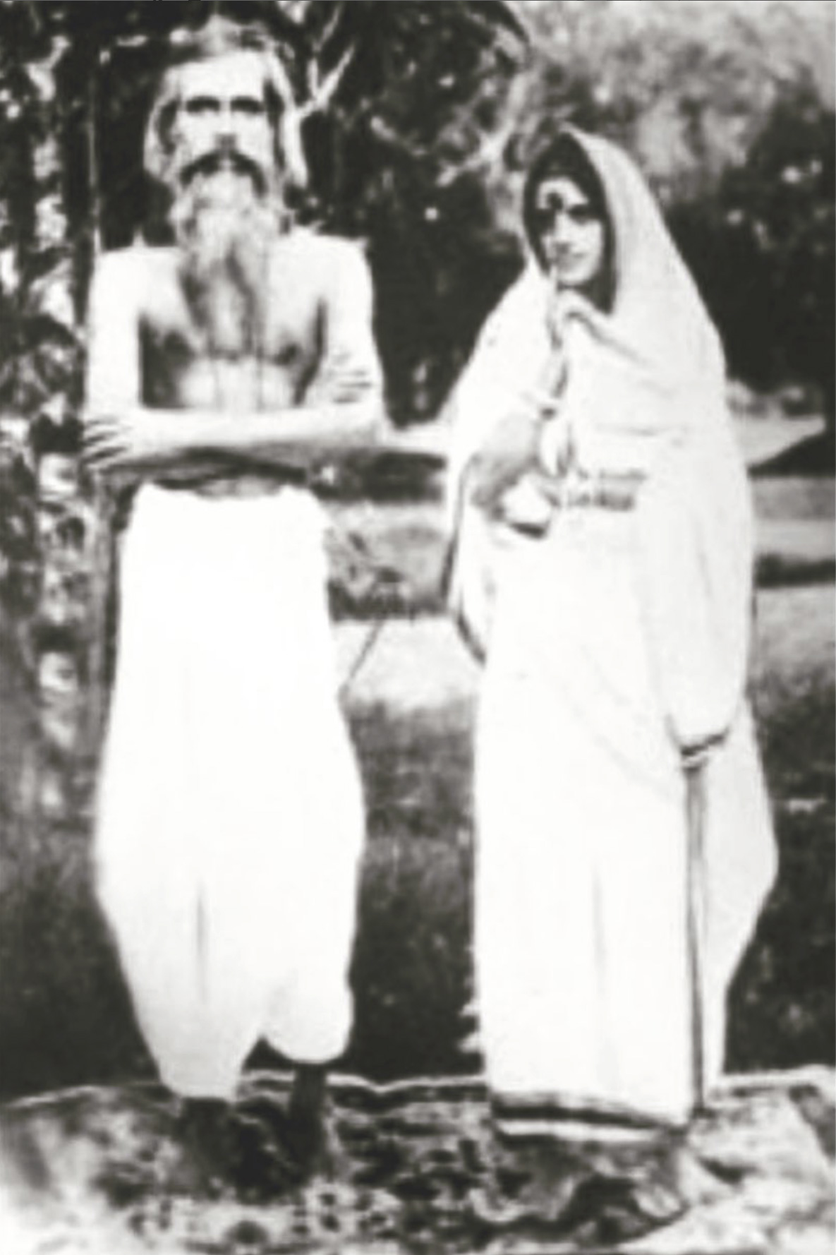photographie de Mâ Ânandamayî avec Bholanath