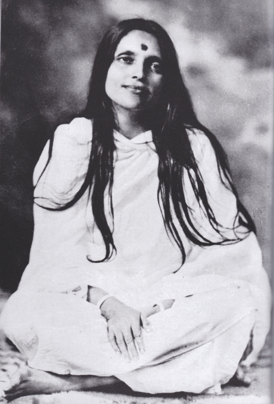 Photographie de Mâ Ânandamayî