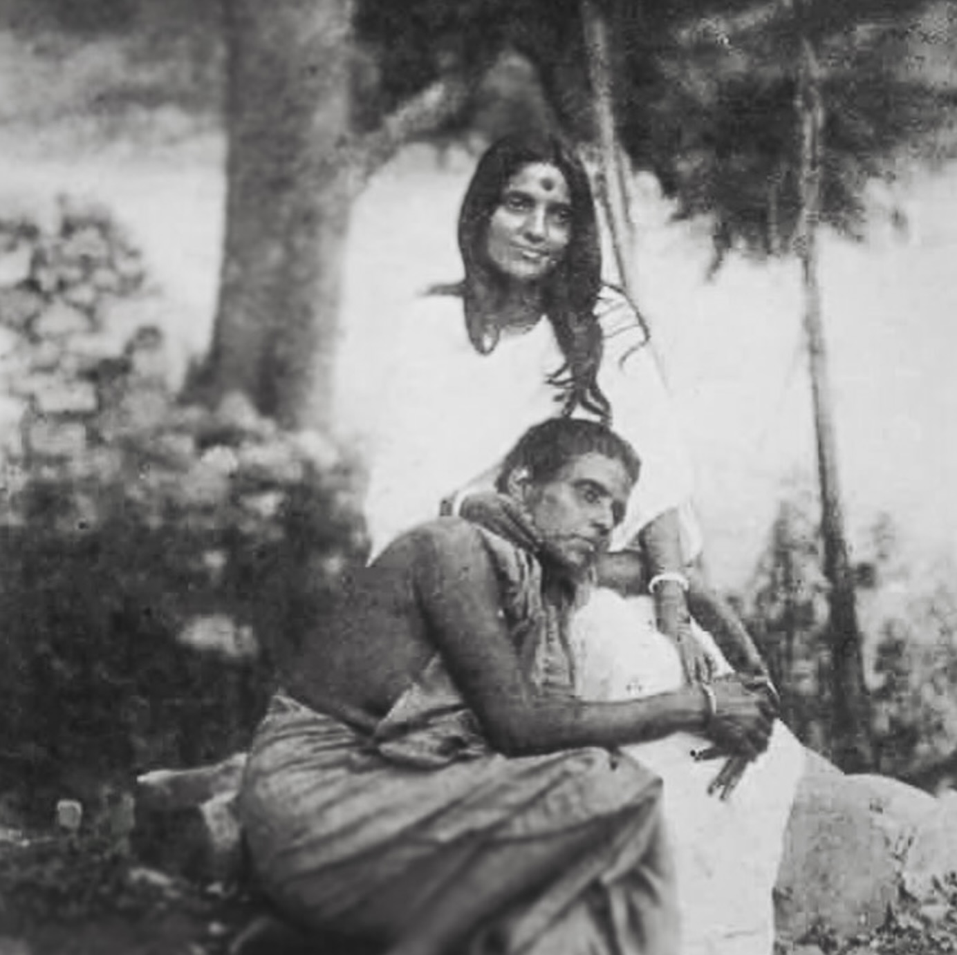Photographie de Mâ Ânandamayî et Didi