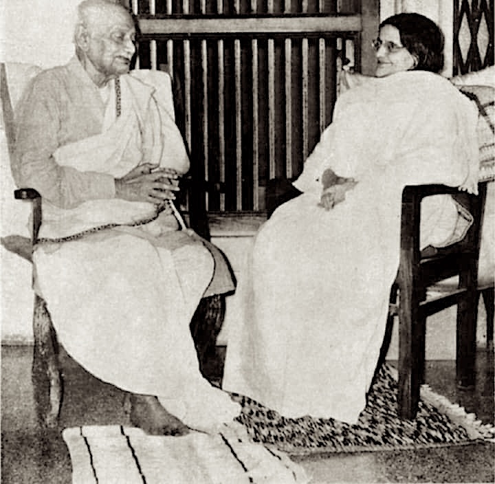 Mâ Ânandamayî et Gopinath Koviraj