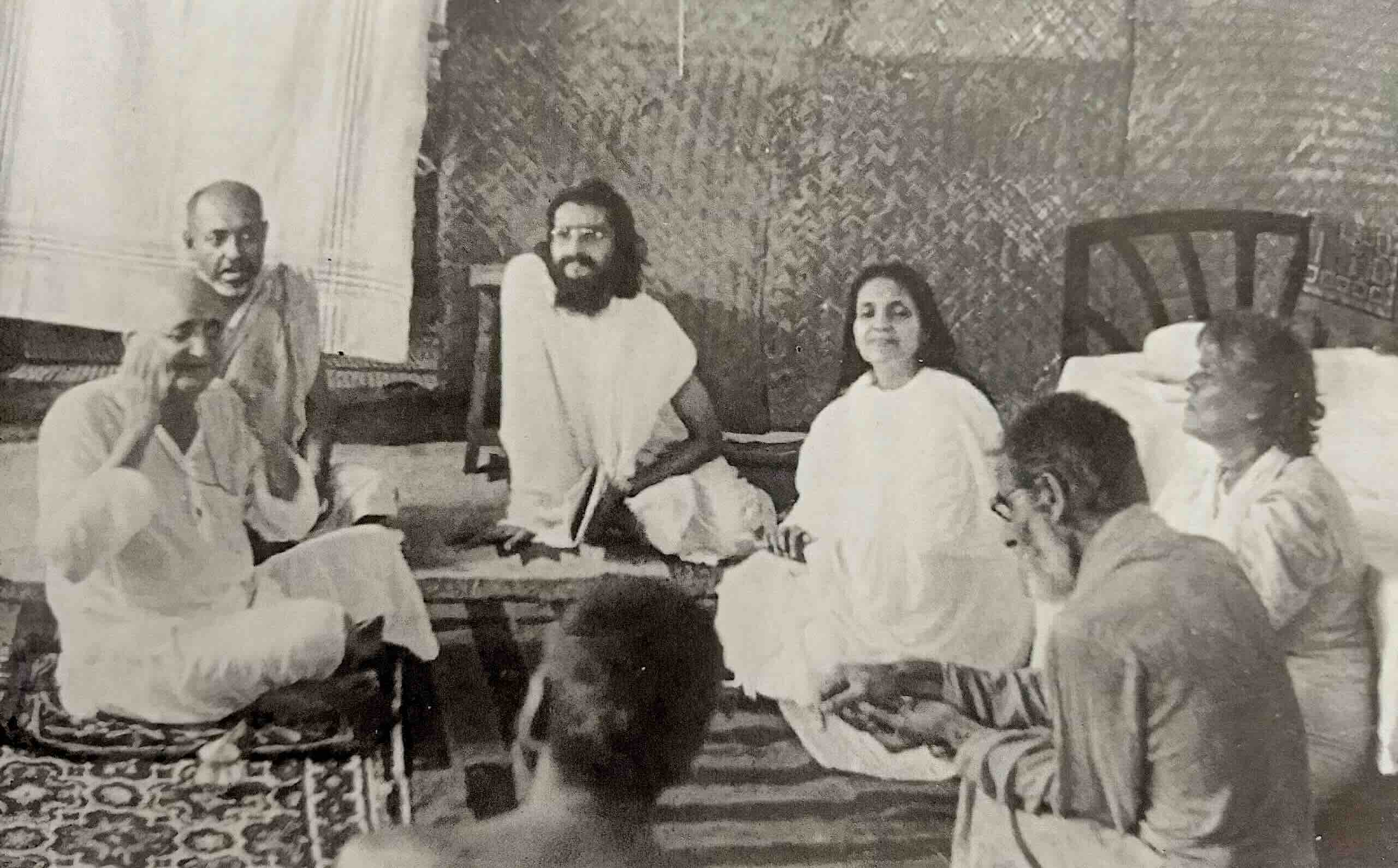 Mâ Ânandamayî, Ramdas, Hari Baba et Paramananda