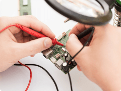 Как читать коды ошибок на частотных преобразователях: примеры популярных моделей