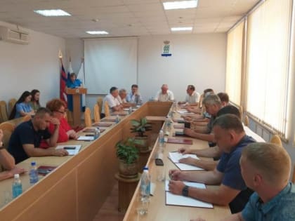 В Камышине заседала закрытая для журналистов независимых информресурсов городская дума