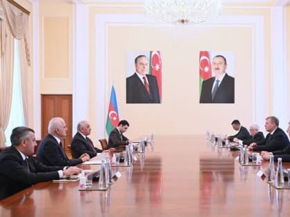 Астраханский губернатор встретился с премьер-министром Азербайджана
