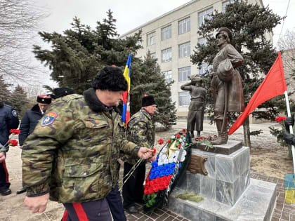 Волжские казаки вспомнили одну из скорбных дат в истории нашей страны
