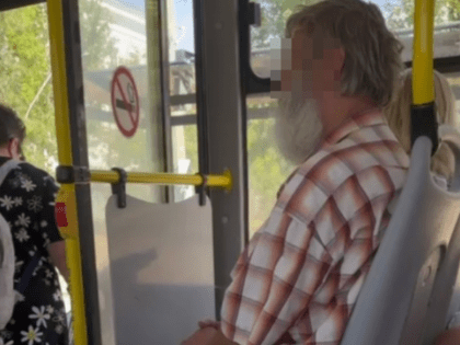 Дед-онанист показал эротическое шоу вместо платы за проезд в Волжском