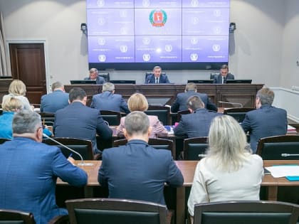 Андрей Бочаров напомнил главам муниципальных образований, что он потребует персональной ответственности за показатели работы в 2023 году