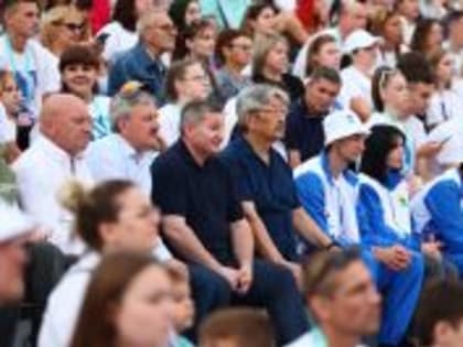 В волгоградском амфитеатре состоялось открытие фестиваля #ТриЧетыре