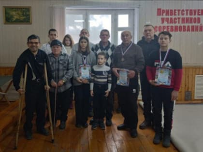 На турнире по русским шашкам