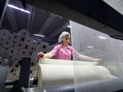 Президент РФ поручил обеспечить рост обрабатывающей промышленности