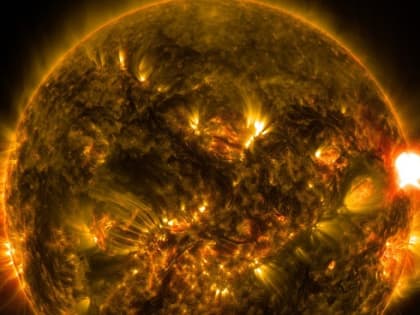 Вспышки на Солнце приведут к длительной магнитной буре