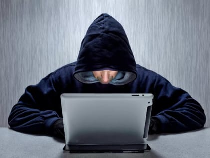 Волгоградка занимала подруге, а оказалось - мошеннику