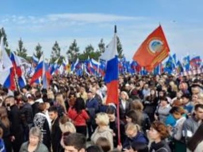 В Волгограде прошел митинг в поддержку воссоединения Донбасса с Россией