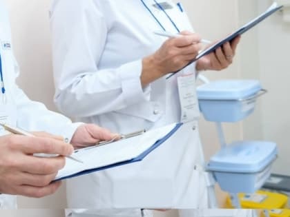 Эксперты назвали четыре распространенных симптома артрита коленей