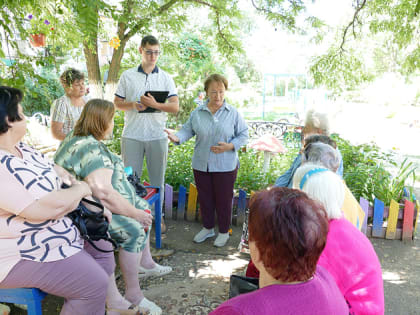 ЗАМПРЕД ГОРДУМЫ ЕКАТЕРИНА КАРТАШОВА ПОДДЕРЖАЛА ИНИЦИАТИВНЫХ ЖИТЕЛЕЙ С УЛИЦЫ МАШИНОСТРОИТЕЛЕЙ