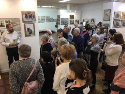 В Волжском прошла экскурсия по выставке «Родимый край»
