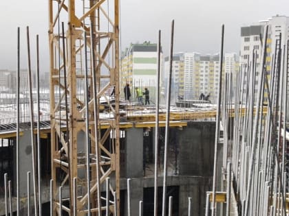 В Волжском Волгоградской области возводят детскую поликлинику