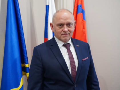 Игорь Воронин поздравил волжанок с 8 Марта