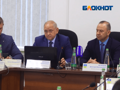 «Работать не хотят, но хотят получать деньги»: глава Волжского Игорь Воронин отчитался перед депутатами