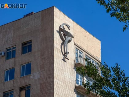 В Волжском змею на Фишера отправили на реставрацию