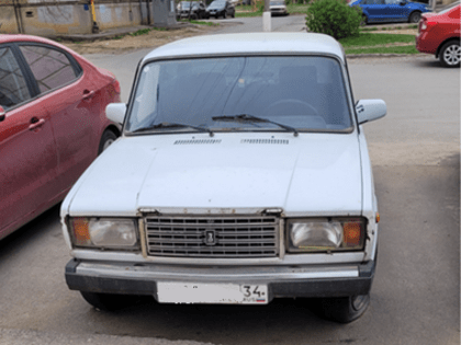 Брошенным автомобилям не место во дворах Волжского