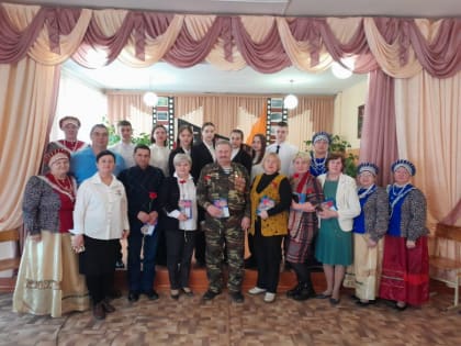 Сельчане принимают участие в процессе отбора кандидатов