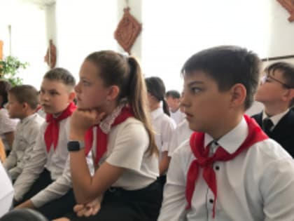 Школа № 4 им. Гагарина присоединилась к Общероссийскому движению детей и молодёжи (РДДМ) «Движение первых».