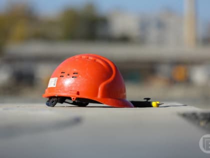 В Волгограде средняя зарплата за год поднялась на 2000 рублей