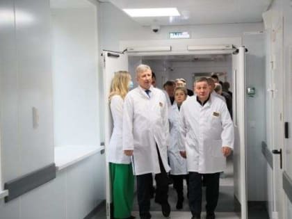 Губернатор Волгоградской области Андрей Бочаров проверил ход модернизации больницы им. С.З. Фишера
