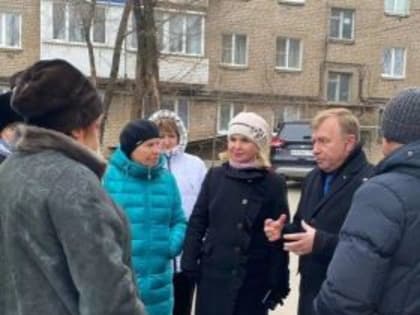 Более ста благодарностей от избирателей за работу на округах поступило в адрес депутатов гордумы за 2022 год