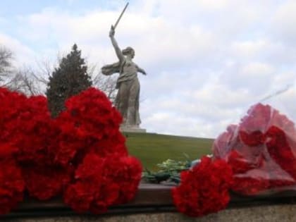 В преддверии 80-летия Сталинградской победы депутаты приняли решение об увековечении памяти гвардейцев 114-го стрелкового полка