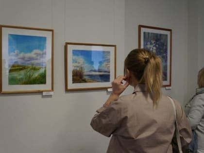 В преддверии 8 Марта в Волгоградской области открылась ежегодная выставка