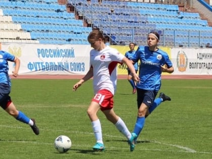 В Волгограде девушки из Питера выиграли первенство РФ U19 по футболу