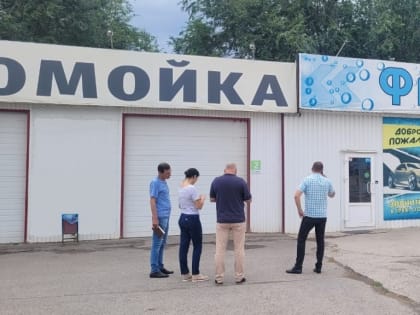 В Волжском продолжается общественный экологический контроль за автомойками и АЗС