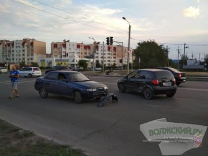 В Волжском с начала года выросло число дорожных аварий