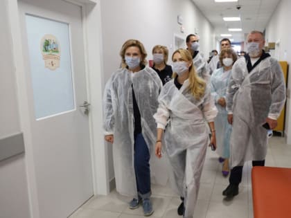 Сенаторы Российской Федерации оценили возможности областного онкодиспансера