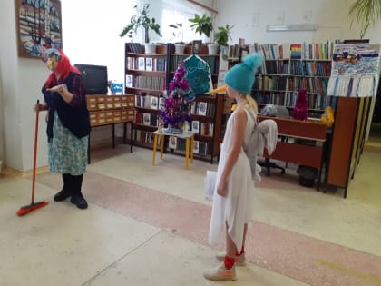 Новогодний переполох "Новогоднее происшествие с рождественскими последствиями"

 