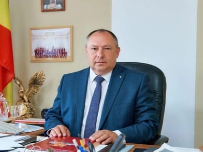 Уважаемые ветераны, участники Сталинградской битвы, жители осажденного Сталинграда, вдовы, труженики тыла, жители Серафимовичского района!