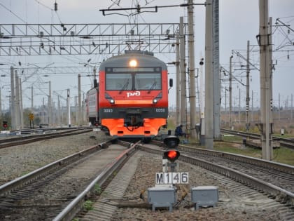 Пригородные поезда в Волгоградской области будут курсировать по расписанию выходного дня 13 июня