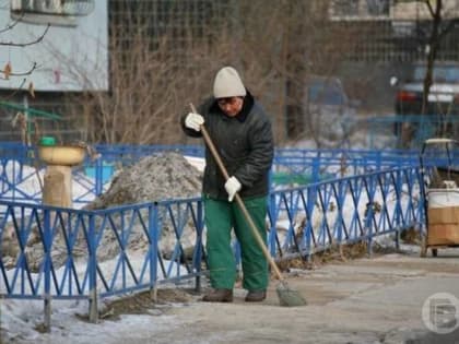 Волгоградцам объяснили, как снизить риск падения у пожилых