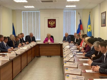 Игорь Воронин приветствовал депутатов Волжской городской Думы VII созыва