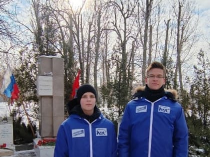 Волгоградские активисты почтили память бойцов, которые защищали интересы нашей Родины за границей Отечества