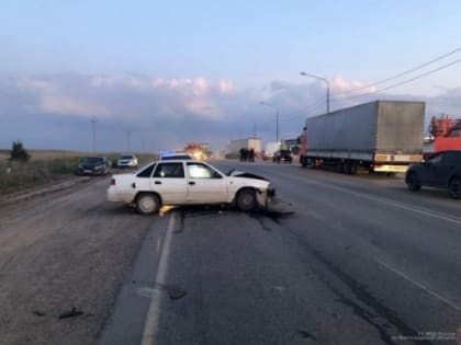 В массовом ДТП на 3-й Продольной пострадал мужчина в Волгограде