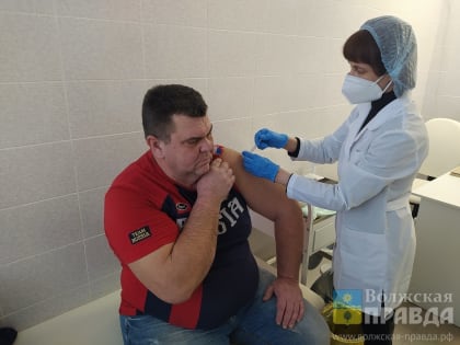 В Волгоградскую область поступило 15 тысяч ампул новой вакцины от ковида