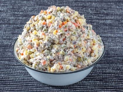 Волгоградцам рассказали, сколько времени можно хранить блюда с новогоднего стола