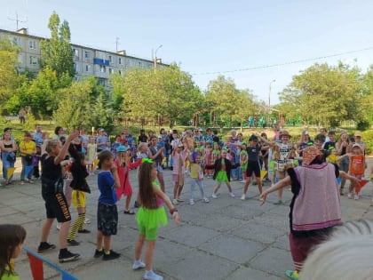 В Камышине отметили День соседей