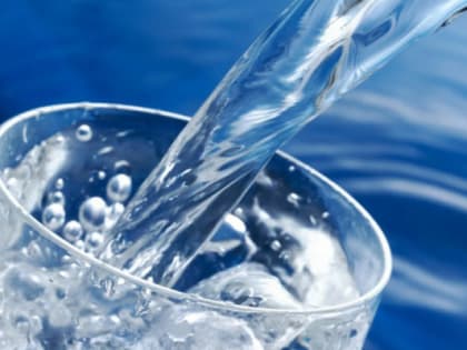В волгоградском Роспотребнадзоре рассказали, сколько воды надо пить зимой