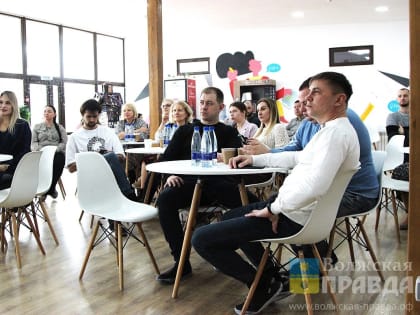 Искусственный интеллект в помощь: в Волжском прошла конференция для предпринимателей на тему ai