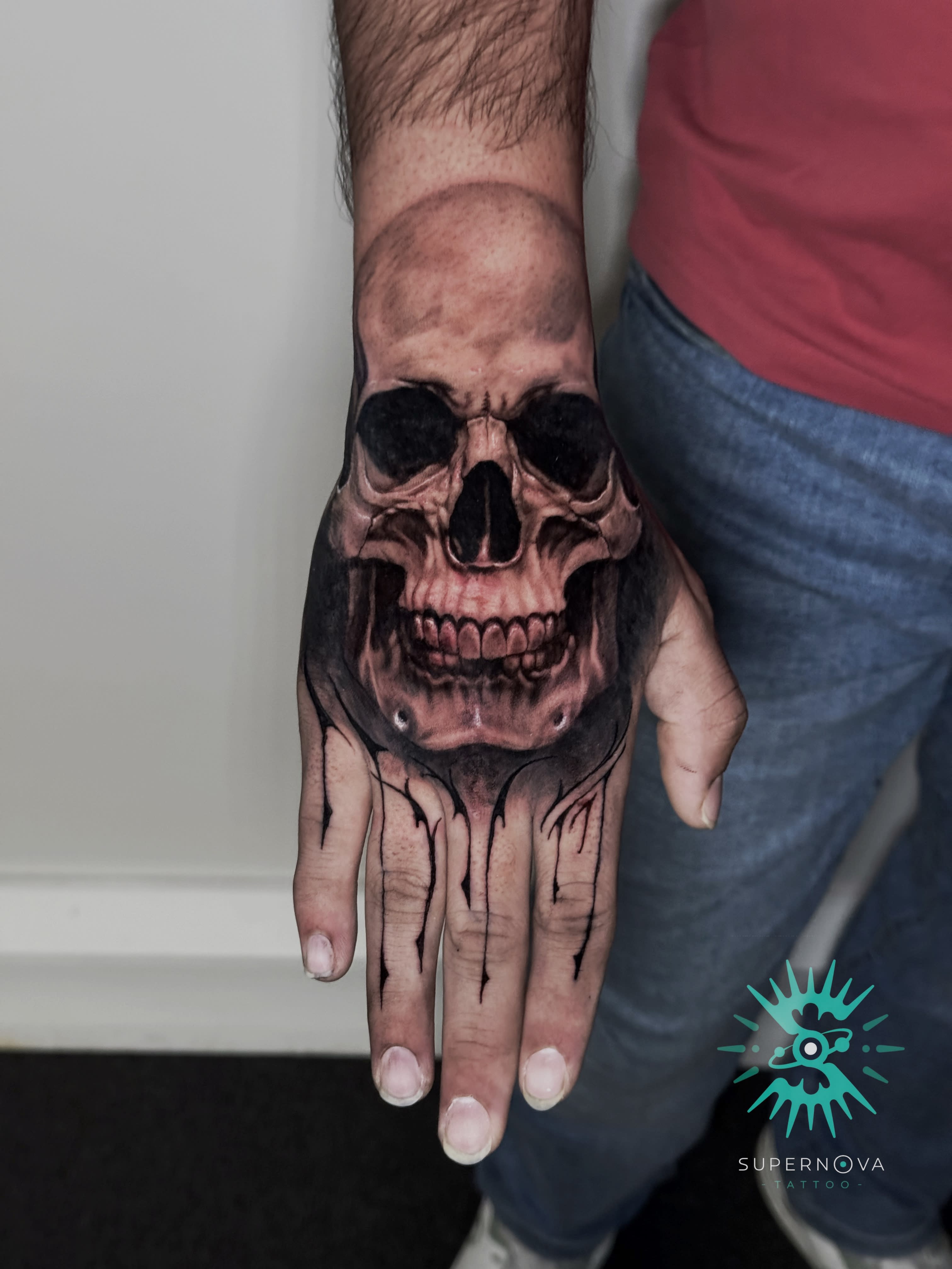 Hyper-realistic skull on hand