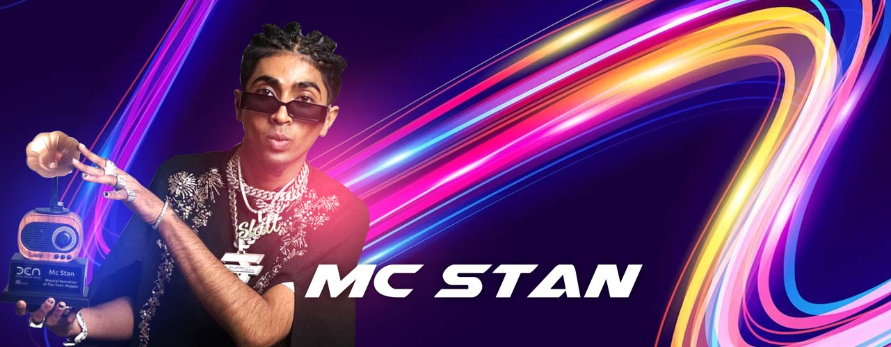 MC Stand Banner